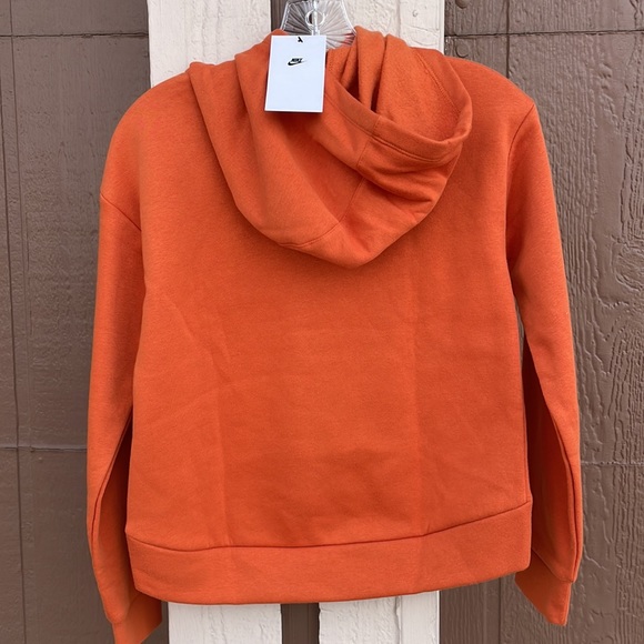 Nike NWT Sweatshirt - Picture 4 of 4